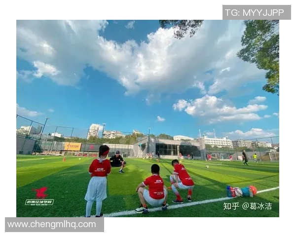 南京足球历届传奇球星足迹回顾与影响力分析