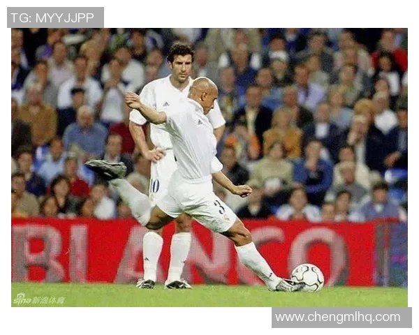 卡洛斯：从球场传奇到全能人物的辉煌人生与足球风云故事